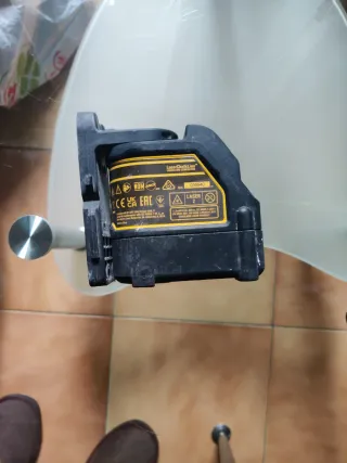 Nivel Láser DeWalt DW088CG-XJ