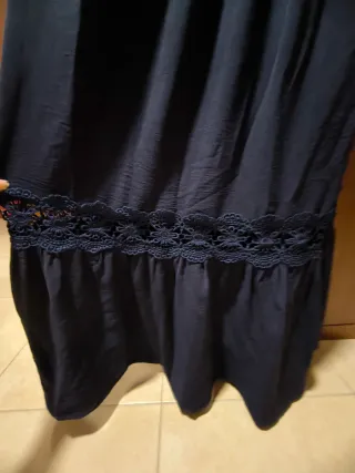 Vestido largo azul con tirantes