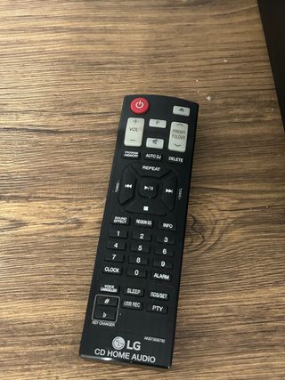 Microcadena altavoz LG OM4560 220W USB Grabador