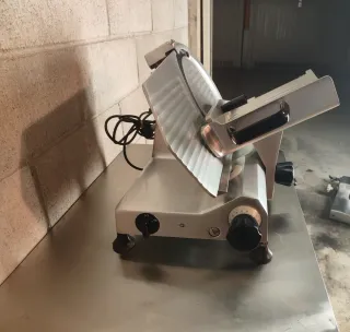 Affettatrice Professionale FAC Lama 300mm Monofase