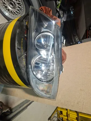 Faro Izquierdo BMW E90