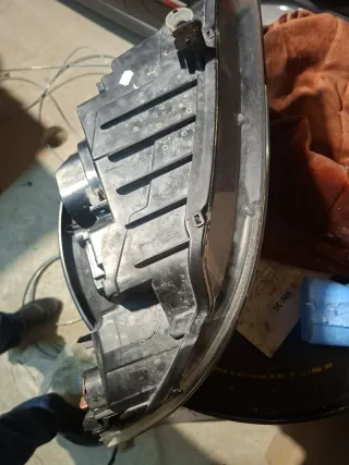 Faro Izquierdo BMW E90