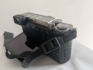 Panasonic Lumix GX9 + 12-32mm (350 scatti)