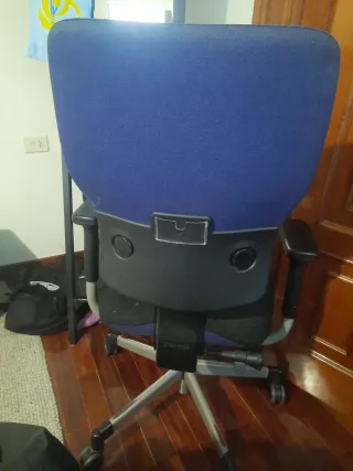Silla de oficina ergonómica