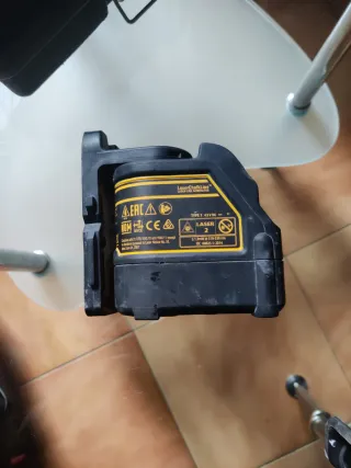 Nivel Láser DeWalt DW088CG-XJ