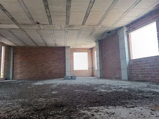 Casa adosada en venta en Baza