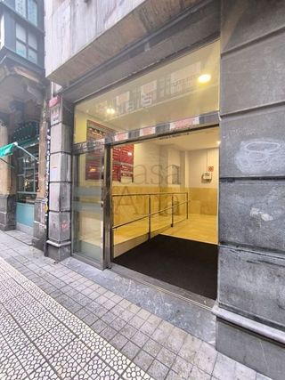 Garaje en venta en Barrio de Abando en Bilbao