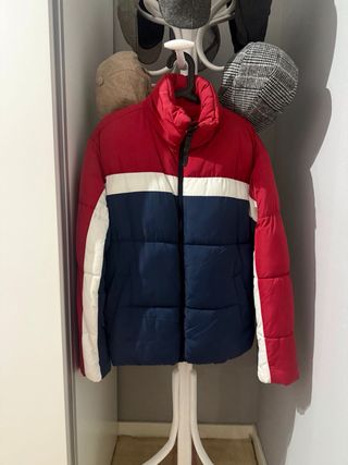 Plumífero Only & Sons azul y rojo