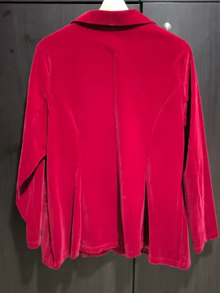 Americana terciopelo roja