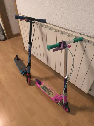 2 Patinetes Oxelo para niño y niña