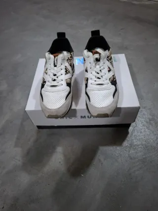 Scarpe donna Munich 37