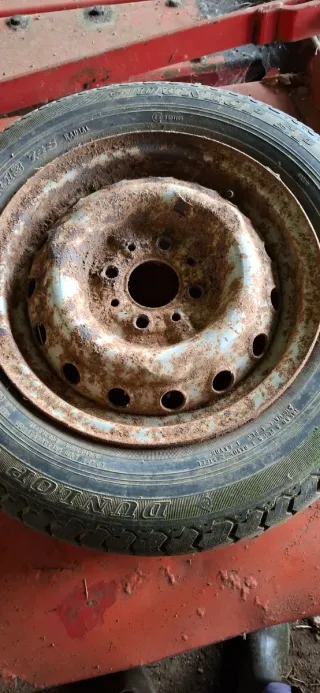 Rueda de coche Dunlop