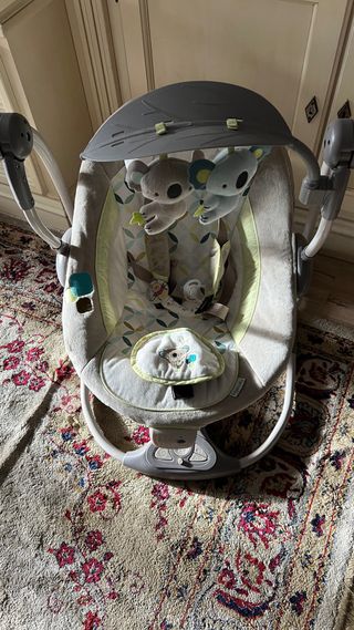 Balancín Ingenuity Plegable Bebé con su caja