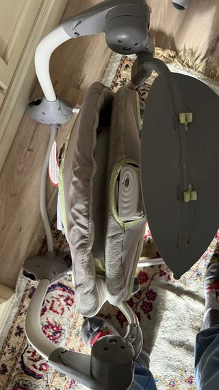 Balancín Ingenuity Plegable Bebé con su caja