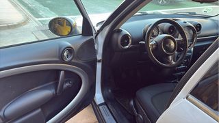 MINI Countryman 2011