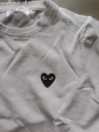 Comme des Garçons PLAY maglione grigio.