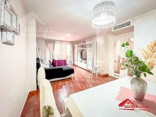 Piso en venta en Ciudad Jardín - Zoco en Córdoba