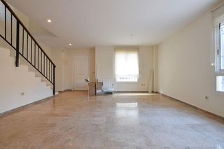 Casa adosada en venta en Zona Alta en Puçol