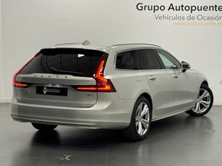 Volvo V90 B4 D Momentum Pro Auto