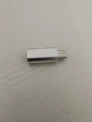 Adaptador de USB C a Micro USB B