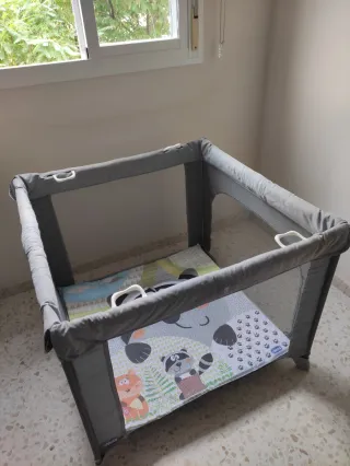 Parque de juegos Chicco gris