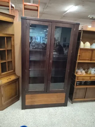 Vitrina Madera Maciza 2 Puertas y 2 Cajones