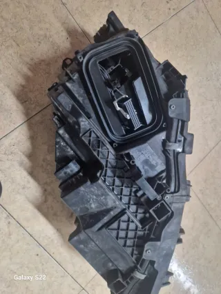 Faro Derecho Mercedes GLA 2017