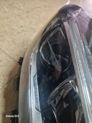 Faro Derecho Mercedes GLA 2017