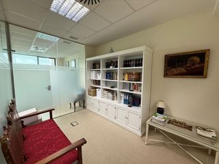 Oficina en venta en Aljamar en Tomares