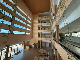 Oficina en venta en Aljamar en Tomares