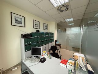 Oficina en venta en Aljamar en Tomares