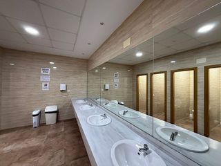 Oficina en venta en Aljamar en Tomares