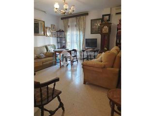 Piso en venta en Lucena