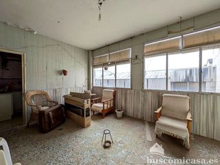 Piso en venta en Linares