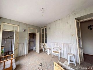 Piso en venta en Linares