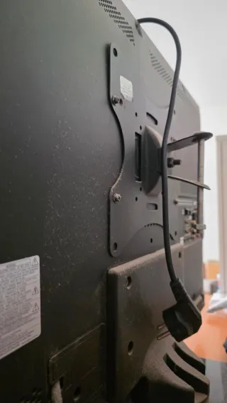 2 televisiones  Televisor Philips 24" Televisor LG