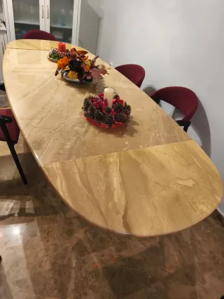 Mesa de comedor extensible de mármol