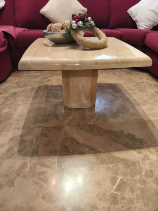 Mesa de comedor extensible de mármol