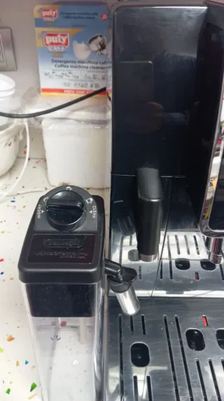 Cafetera DeLonghi Dinamica Plus