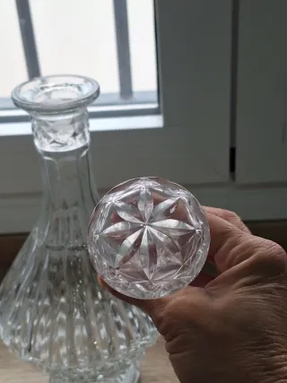 Juego de licor de cristal tallado