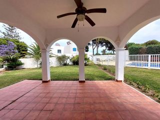 Chalet en venta en Urb. Vista de los Ángeles en Mojácar