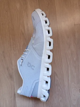 Zapatillas On Cloud 6 Gris/Blanco