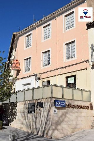 Hotel en venta en Baza