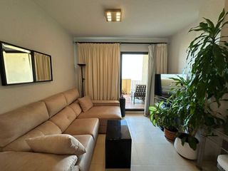 Piso en venta en Zona el Higuerón en Benalmádena