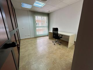 Oficina en alquiler en Zona Alta en Puçol