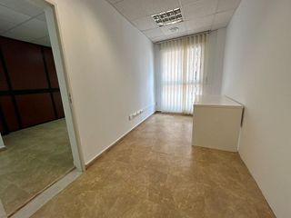 Oficina en alquiler en Zona Alta en Puçol