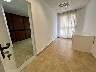 Oficina en alquiler en Zona Alta en Puçol