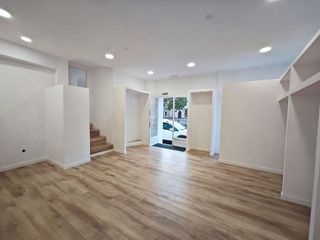 Local comercial en alquiler en Cabezón de la Sal