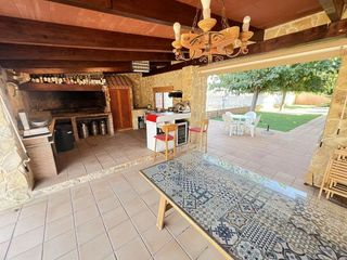 Chalet en venta en Zona Urbanizaciones en Alzira