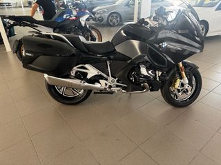 BMW R 1250 RT Negra. modelo triple black
